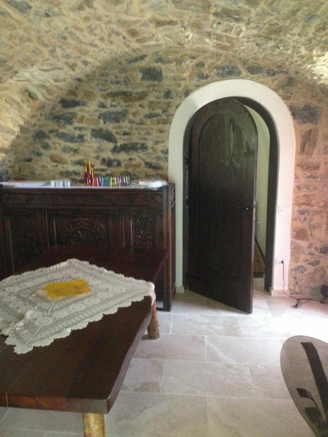 Agriturismo Osteria Du Barba Pe' - Casa Cassini بورديغيرا المظهر الخارجي الصورة