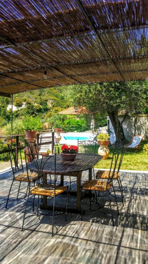 Agriturismo Osteria Du Barba Pe' - Casa Cassini بورديغيرا المظهر الخارجي الصورة